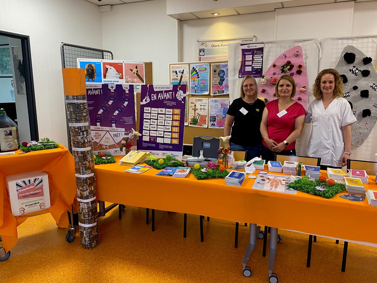 Retour en images sur la Journée Mondiale Sans Tabac 
qui a remporté un vif succès :
- Plus 170 tests de dépistage de la BPCO réalisés
- 120 tests réalisés permettant d'évaluer l'intoxication tabagique 
- Plus de 145 passages  sur le stand 
Merci aux acteurs mobilisés !