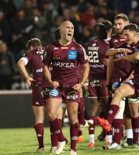 Le scénario idéal pour aller en finale serait de reprendre la 3e place après le succès bonifié contre Oyonnax et la défaite de Toulon à Paris. On reçoit en barrage Castres ou Perpignan. En demi-finale on bat enfin le Stade Français. Après en finale, sait-on jamais...
#UBB #Top14