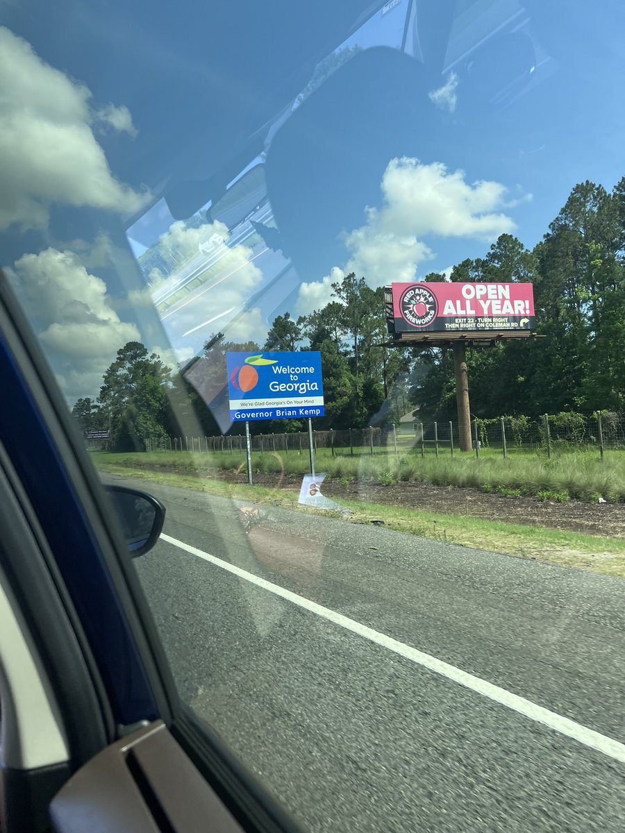jaheimhudson2's tweet photo. University of West Georgia bound--first camp tomorrow 6/4. @_CoachBTaylor
#jaheimhudson #sumnerhigh #classof2025 #westgeorgiafootball
#6ft 213 lbs RB/ LB @LorenzoMcDougl1
@SumnerHSFootbal #senioryear https://t.co/PUWUU7E91T
