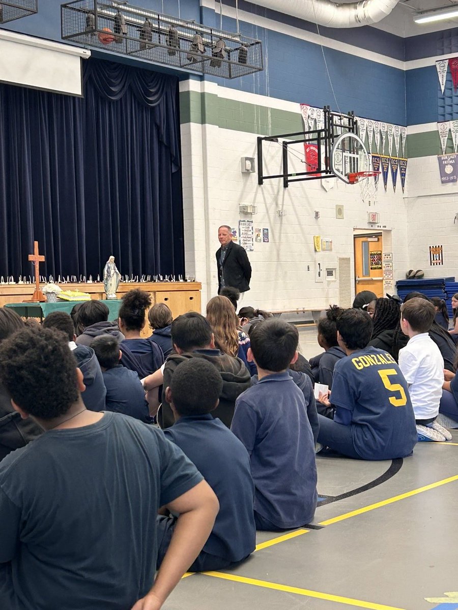 Our Lady of Fatima tweet media