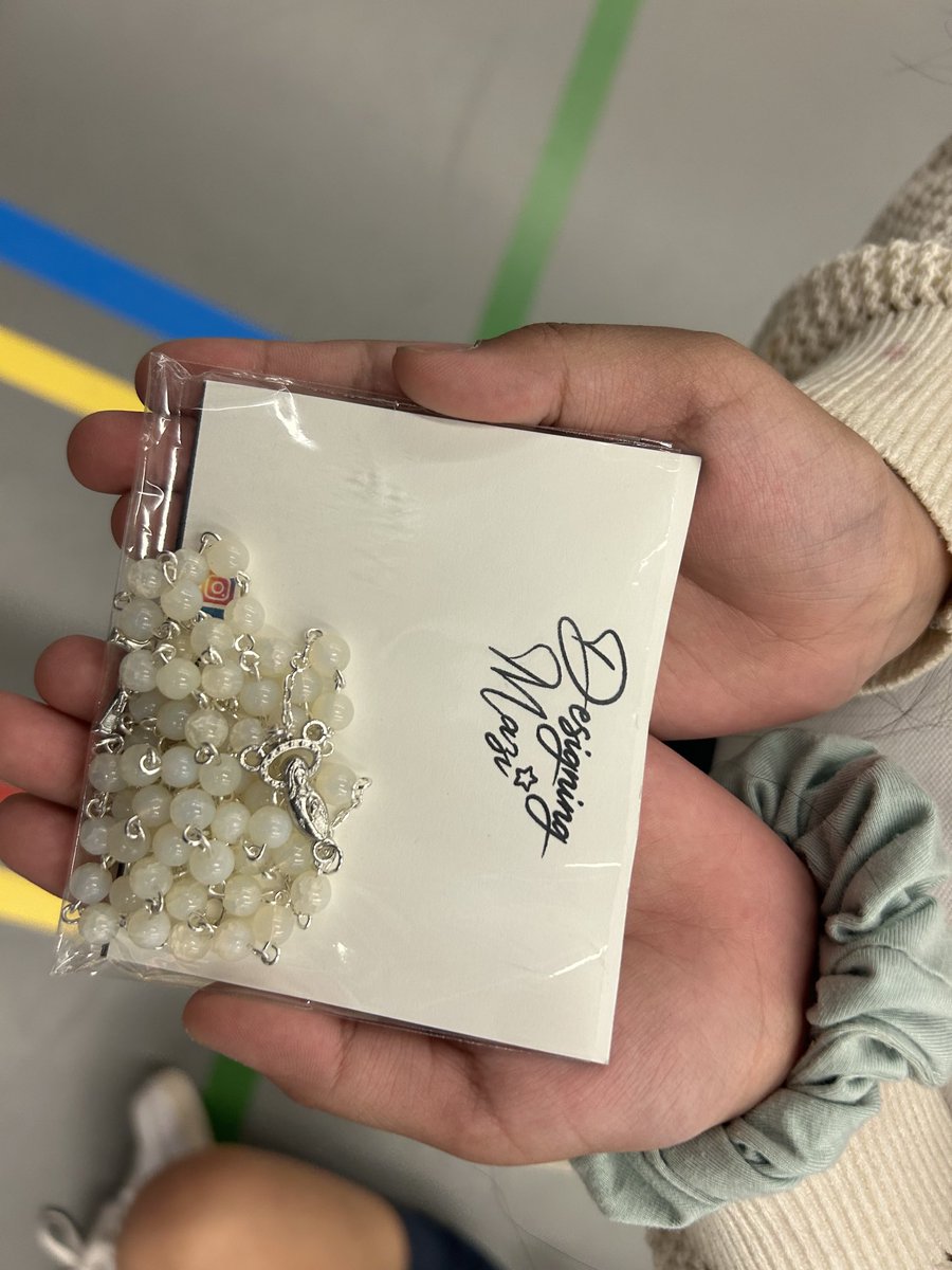 Our Lady of Fatima tweet media