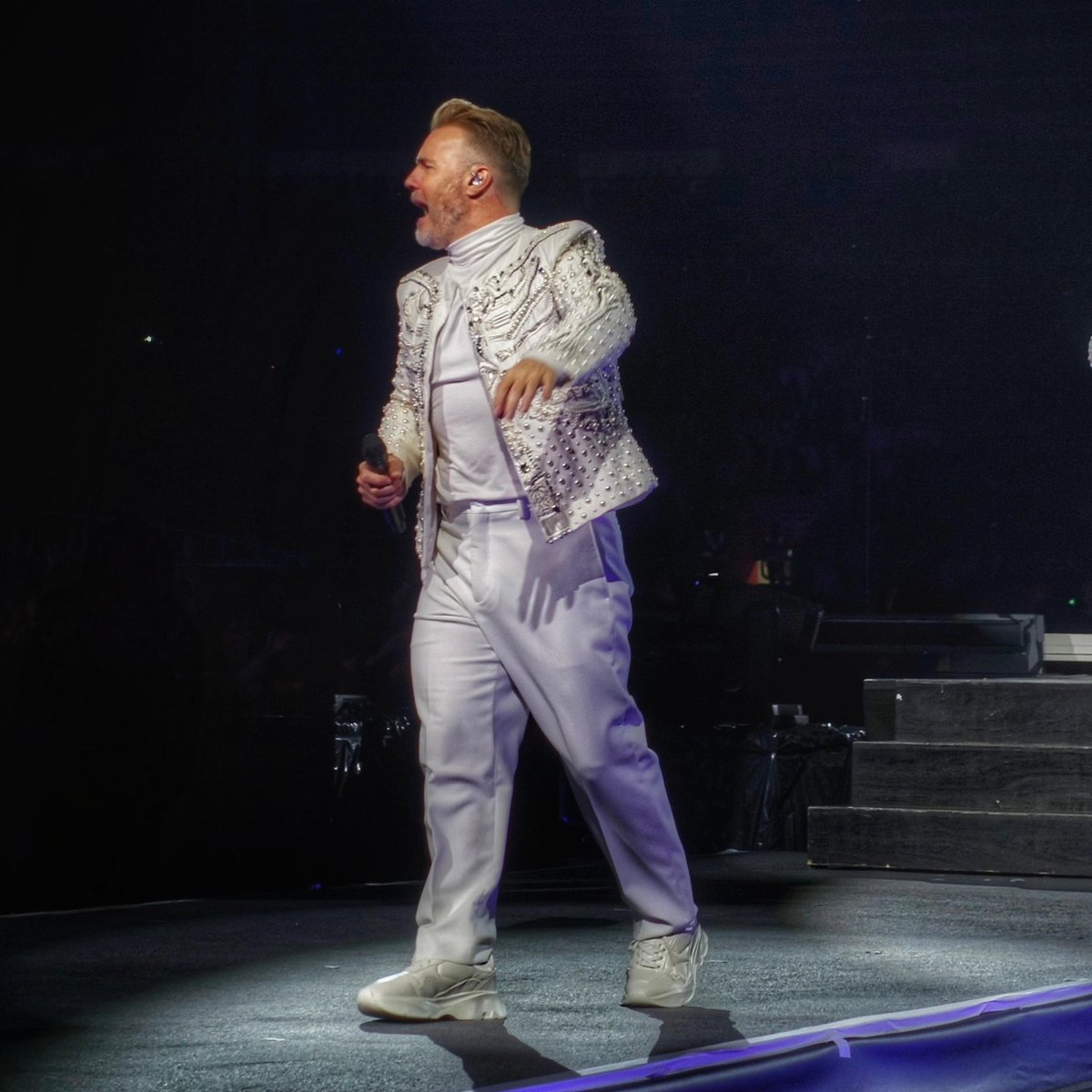 Wow what a night 🤩 <a href="/SouthamptonFC/">Southampton FC</a> <a href="/takethat/">Take That</a> <a href="/OfficialMarkO/">Mark Owen</a> <a href="/GaryBarlow/">Gary Barlow</a> #HowardDonald 💚❤️💛 #thislife #thislifeontour