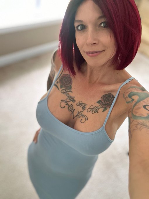 Get yourself a @cameo from me! https://t.co/qKCbIrE0Bp https://t.co/dSOPoeG57x