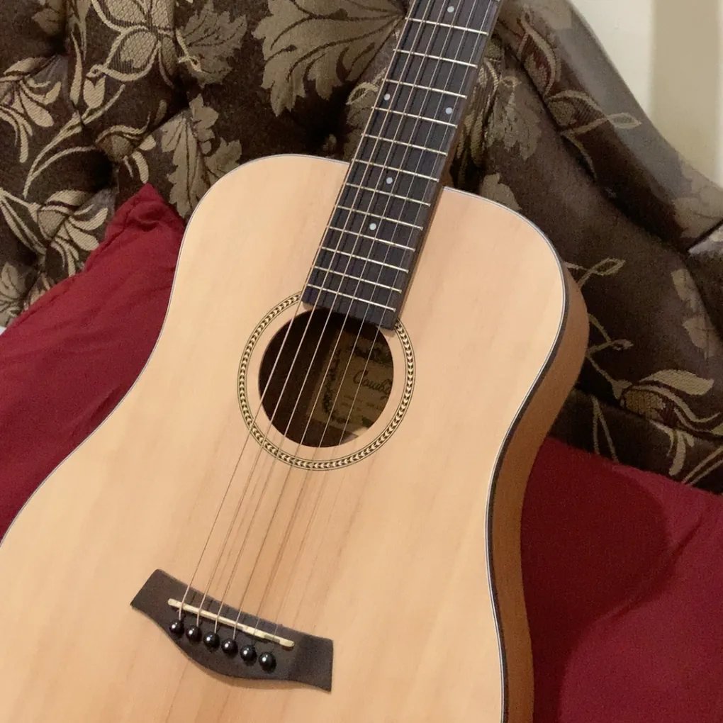 notquitelovers's tweet photo. gitarkuu namanya jeremyyy!! 🤩 https://t.co/tooQnlvIYV