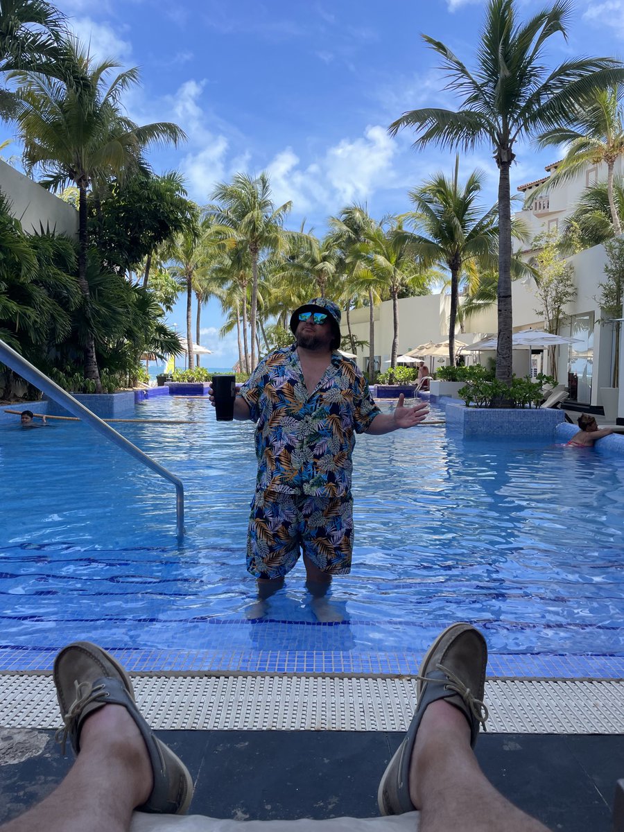 RaiderCoachB's tweet image. Day 6 Cancún Fit Check ⁦@WarriorsCoachK⁩