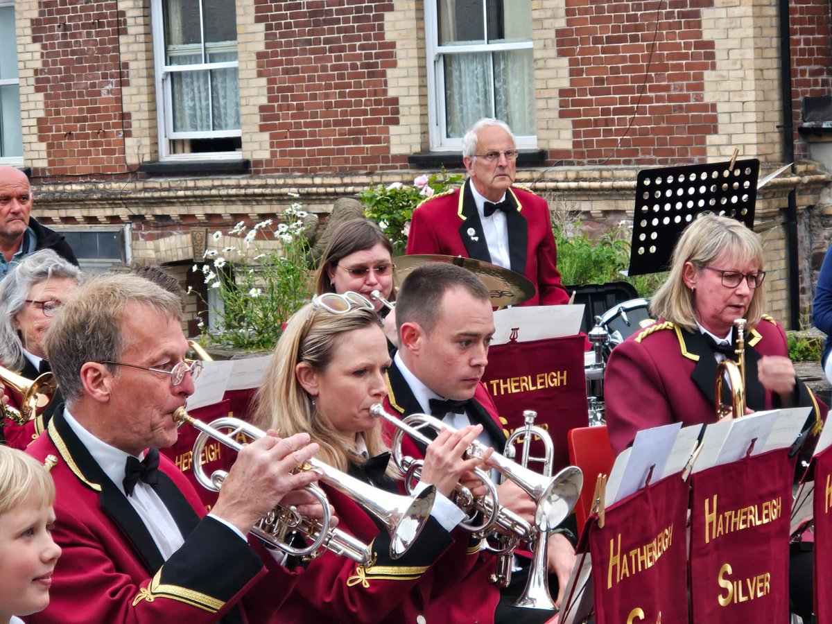 👏🏻👏🏻All of us at HSB would like to say a huge thank you to everyone that came and supported us on Saturday at our Cider and Pasty Evening! A wonderful evening, perfect weather and a fabulous audience as always!
