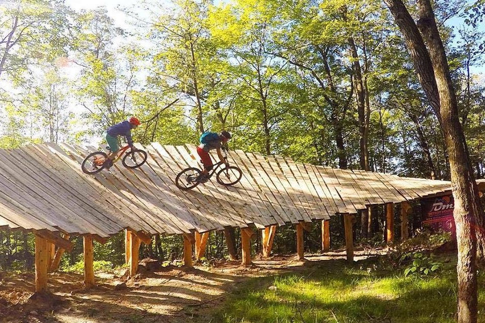 TheLearyGroup's tweet image. Happy World Bicycle Day!  Here are some of the best Minnesota Bike Trails!   🚴minnesotamonthly.com/travel-recreat… 

#WorldBicycleday