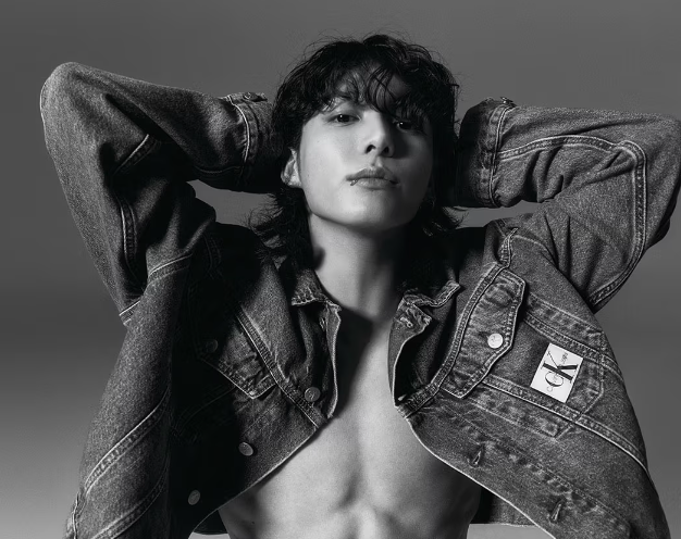 AboutMusicYT's tweet photo. 1 year ago today, news and media started to report about Jungkook's solo debut, which was later revealed as 'Seven'. https://t.co/4d5xXaqMHU