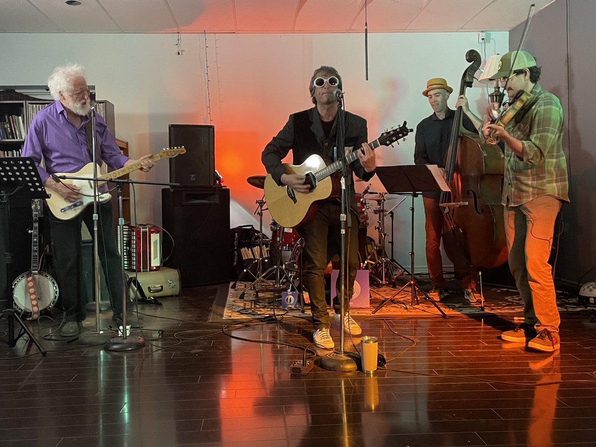 Join the parade to Vermont Square Park this Saturday, June 8, then enjoy a show by the always-fun Russell Sprout, starting at 1:40 pm on the park stage! #opentuning2024