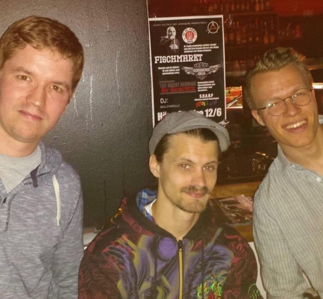 Nytt avsnitt av Specialisterna podcast idag med <a href="/AlbinOlsson86/">Albin Olsson</a> + Simon <a href="/gardenfors/">Simon Gärdenfors</a> + <a href="/Anton_MrCool/">Anton Magnusson</a> Magnusson. Finns i alla poddappar!