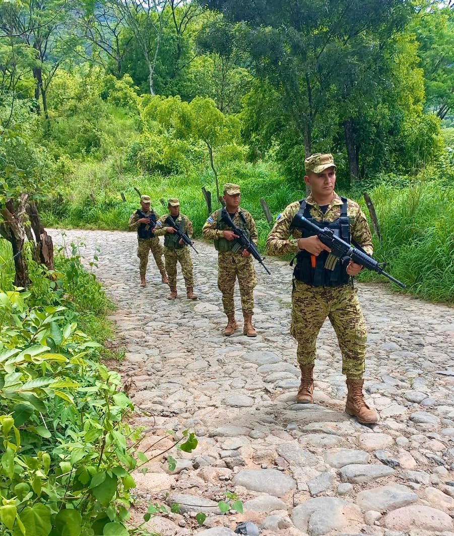 El camino puede ser complicado, pero llegaremos hasta el último rincón de nuestro país, velar por la seguridad del pueblo salvadoreño es nuestro objetivo 🇸🇻🫡