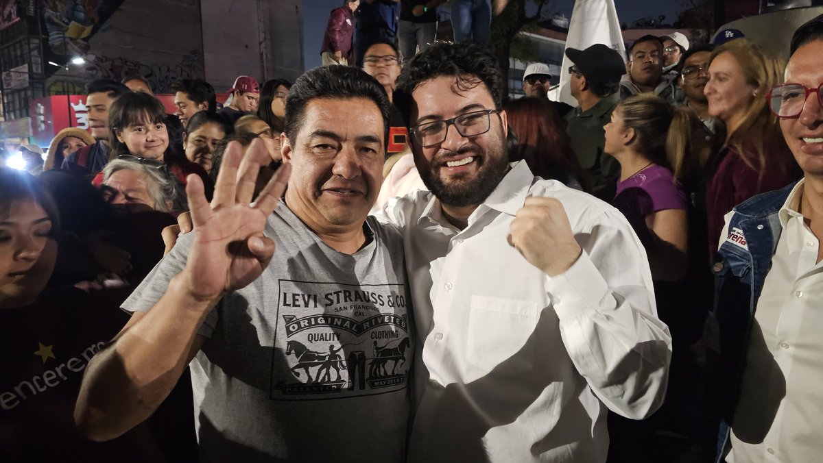 HAntonioVazquez's tweet photo. Los triunfos se disfrutan en cualquier escenario, pero que sea en tu tierra y con tu gente, eso no tiene precio 
Ganamos le pese a quien le pese 
#ConTodaSeguridad
Gracias a tod@s las del equipo quienes confiaron y lo hicieron posible https://t.co/MXb0WWsmOJ