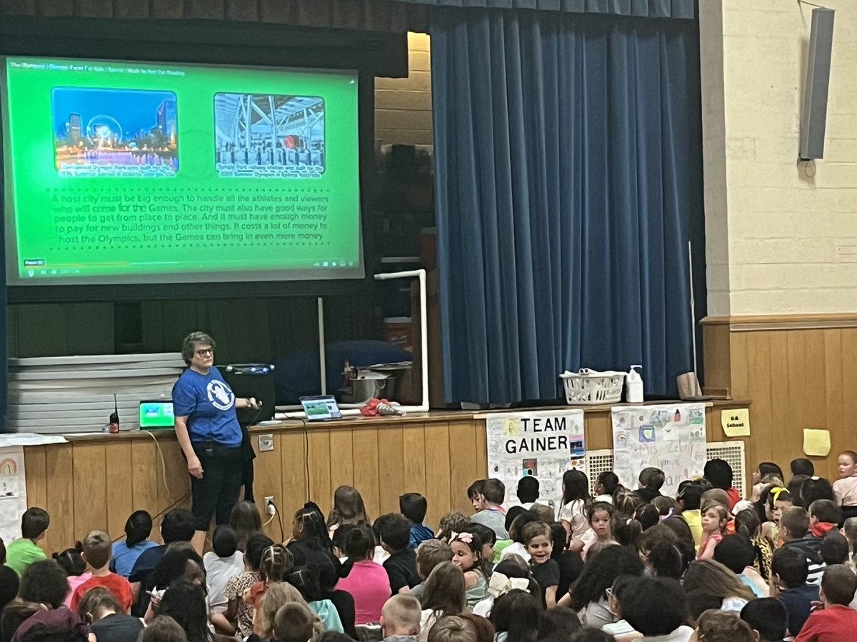 The opening ceremony for the 2024 ⁦<a href="/PCSDJohnmuir/">PCSDJohnMuir</a>⁩ Olympics! Students will spend their last days earning recognition for their achievements in a competitive atmosphere!