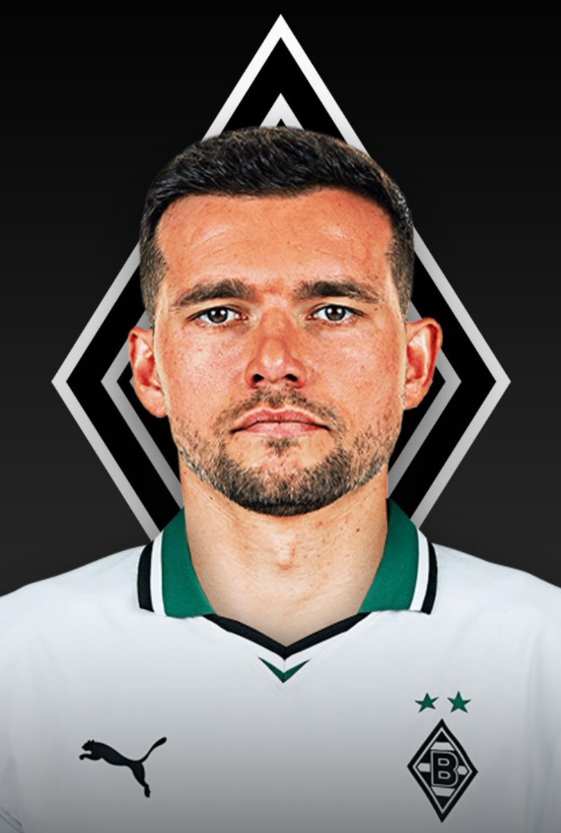 BundesInsider's tweet photo. 🚨 𝐇𝐄𝐑𝐄 𝐖𝐄 𝐆𝐎 | O Borussia Mönchengladbach fechou a contratação de Kevin Stöger!

O austríaco de 30 anos deixou o Bochum ao fim do seu contrato e chega de graça aos potros. Ele assinará até 2027! 🇦🇹✅

🗞️ @berger_pj &amp; @Plettigoal (🌕) https://t.co/d6oRhbippM