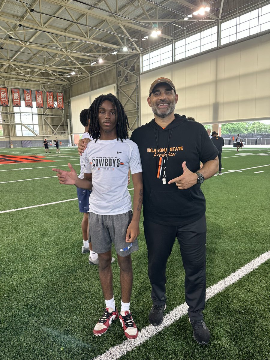 Xzavier Thompson tweet media