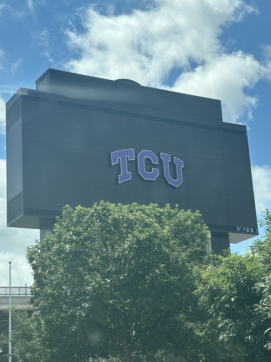 Xzavier Thompson tweet media