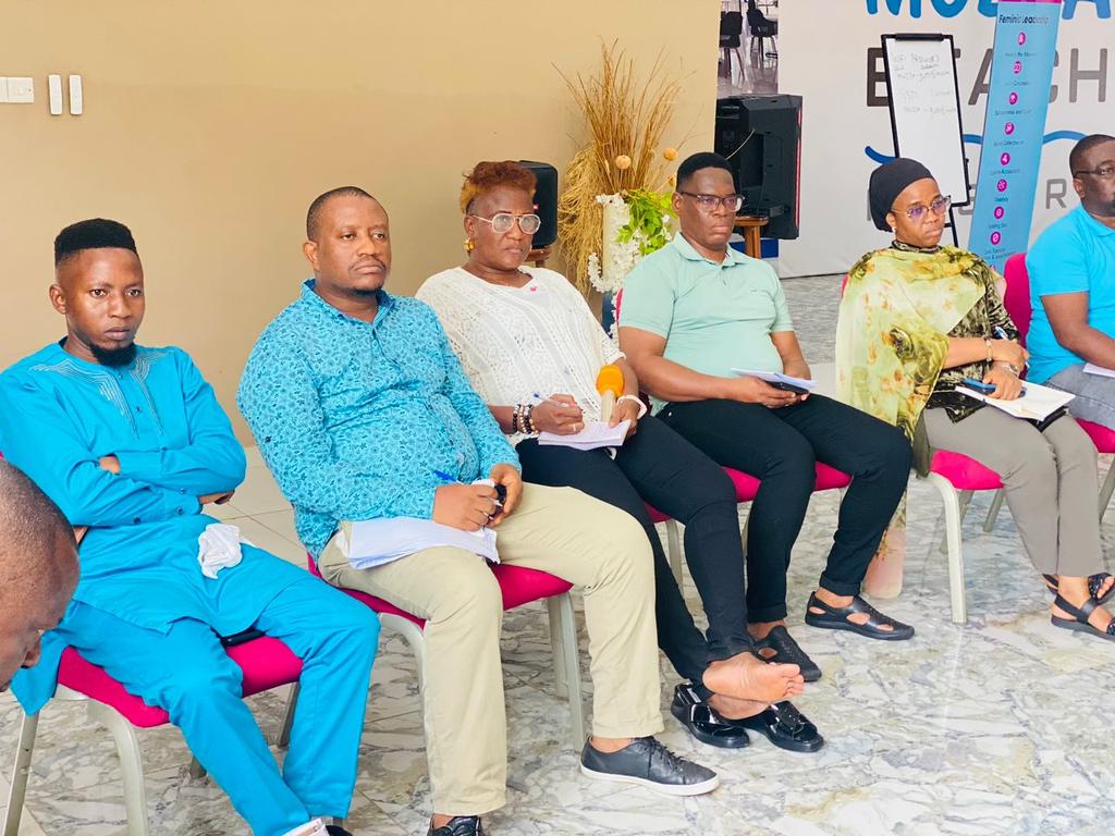 kamandaskamara's tweet image. A memorable highlight of @Plan_SLE retereat is the "talk to management" session breaking bureaucracy &amp;amp; other barriers, providing an opportunity fr general staff interaction with mgt., expression of concerns &amp;amp; providing inputs fr quality delivery &amp;amp; lasting impact
#movingtrain
1/2