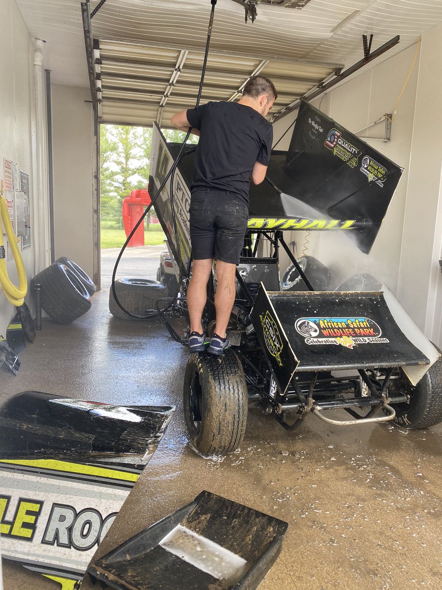 Jillian_Rayhall's tweet photo. Yesterday was a dirtyyyy one @ButlerSpeedway https://t.co/yLCH6Kv6w6