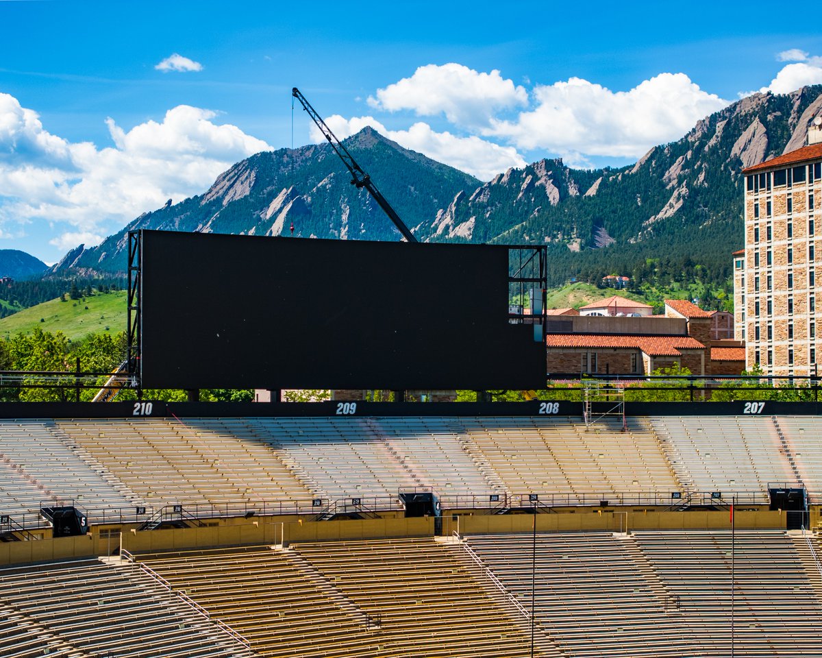 CUBuffsFootball's tweet image. New video board lookin' good 👀

#GoBuffs