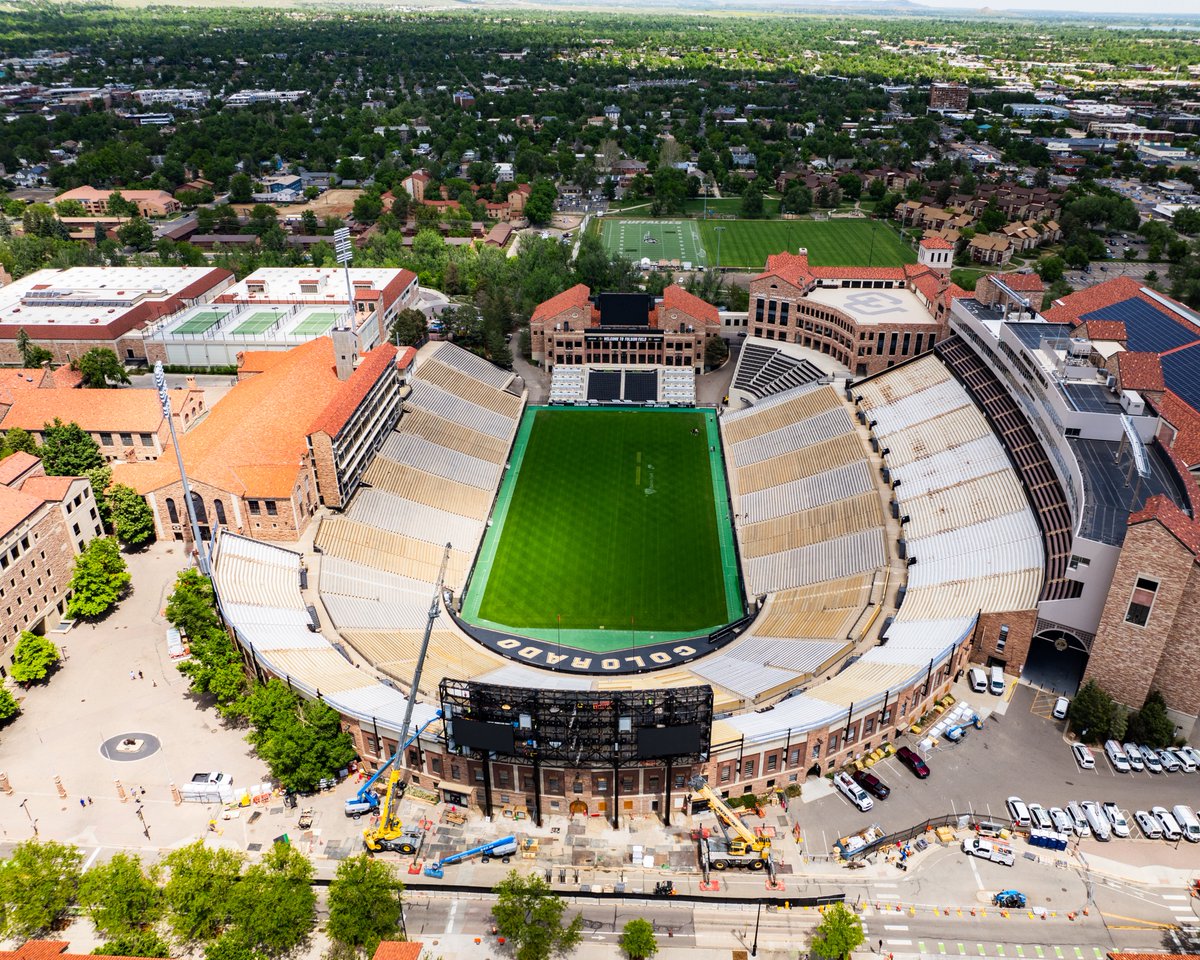 CUBuffsFootball's tweet image. New video board lookin' good 👀

#GoBuffs