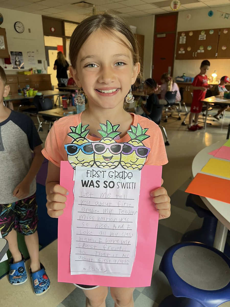 MrsMMatson's tweet photo. I can’t believe the last week of first grade is here!!! Ask your firstie what was sweet about first grade! https://t.co/FJX0SRroVe