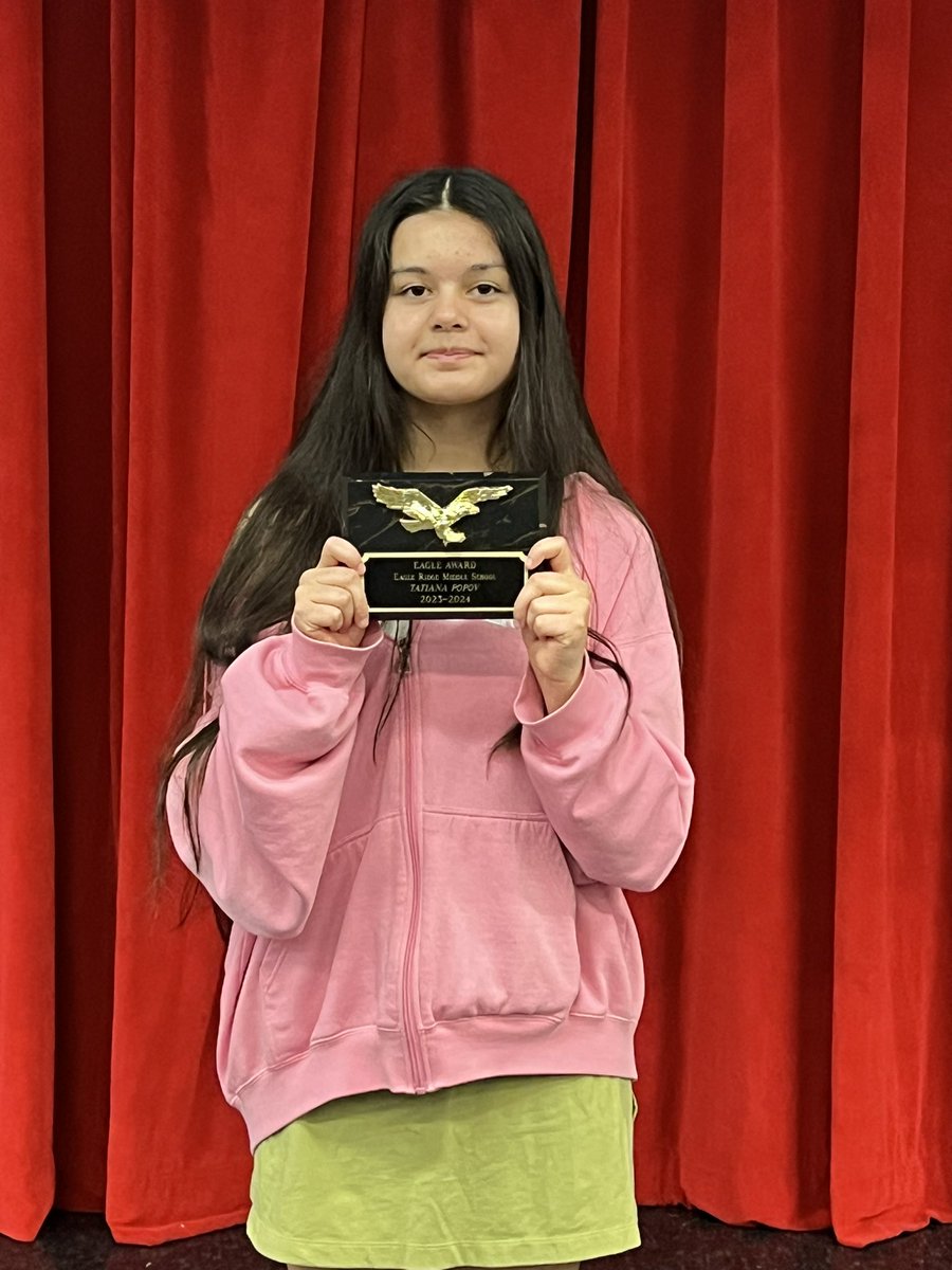 eagleridge191's tweet photo. The Eagle Award is an award that’s given to 2 students in the 8th grade who have shown exceptional leadership skills in areas such as academics, athletics, activities &amp; support in their community. Congrats to our many nominees and our winners, Tatiana and Caliph! #One91 #ERMS https://t.co/hVgl0SFRqh
