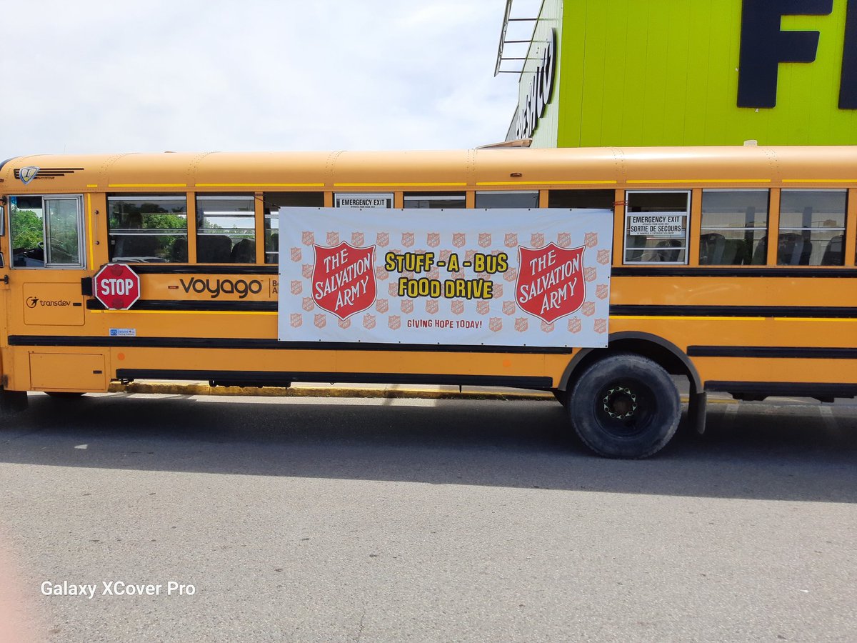 BrantfordCFS's tweet photo. Thanks to FreshCo for such an amazing food drive event on Saturday! https://t.co/Hb6eyJPEus