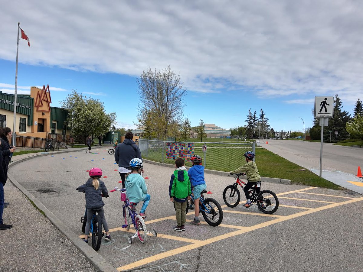 EverActiveAB's tweet image. Our friends at Scenic Acres School got a head start on #WheelWeek!⁠
⁠
They created a bike rodeo to get more kids interested in active and safe travel to and from school! Great work!⁠