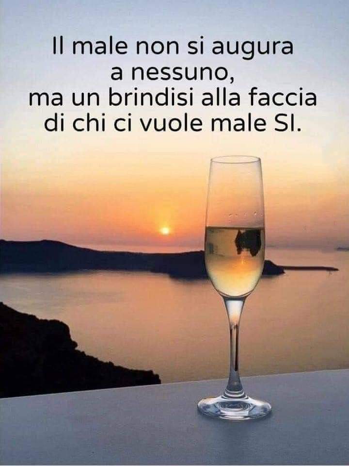 sorridicncausa's tweet photo. #aDescriverlo è una meraviglia 🤣 https://t.co/GBAdb9gVSQ