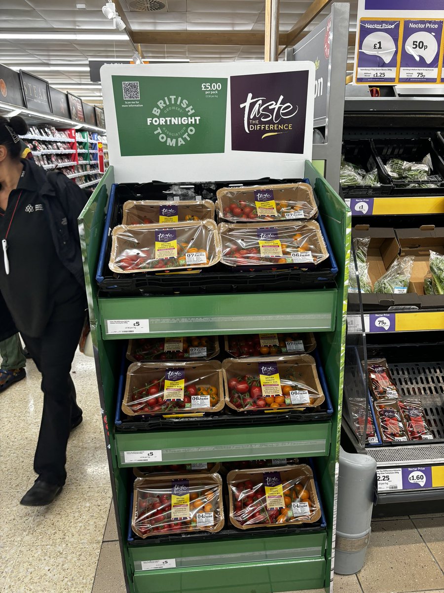 Some British toms spotted in <a href="/sainsburys/">Sainsbury's</a> 😍🍅 #britishtomatofortnight