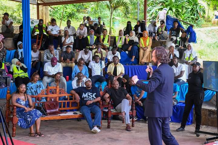 lawrencekitema's tweet photo. The #YALI  festival celebrates the Young African Leaders Initiative. The festival aims to showcase the achievements and aspirations of the YALI network, foster connections and collaborations among its members, and inspire the next generation of African leaders. #YaliFest2024 https://t.co/DlBNtfG2sd