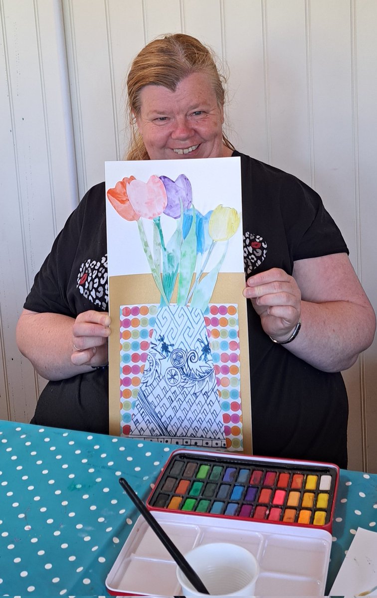BazookaArts's tweet photo. Some cheerful, colourful collages were created in this morning's #carerbreather arts workshop @SummerleeMuseum. Can't wait to see how they develop in next week's session.
@nlct_carers #therapeuticarts #wellbeing #nature #collage #watercolour https://t.co/NHGBuP2M1j