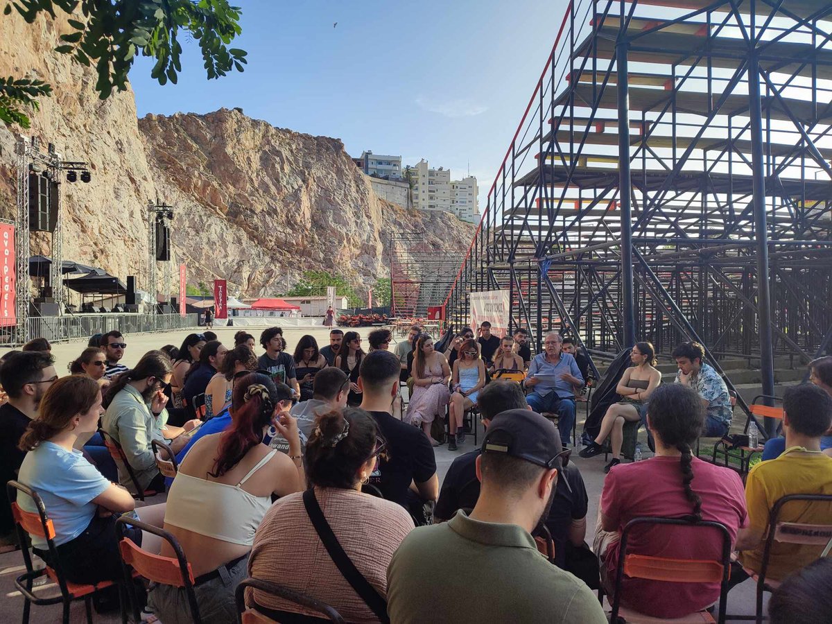 📸4 Κλικς από την 3η μέρα του Φεστιβάλ Αναιρέσεις 2024 στο Θέατρο Βράχων στον Βύρωνα!

📸Θα ακολουθήσει αφιέρωμα με βίντεο και φωτογραφίες από όλο το Φεστιβάλ Αναιρέσεις σε Αθήνα και πάτρα. #antireport #φεστιβάλ @narnews <a href="/neolaiaKA/">νΚΑ - νεολαία Κομμουνιστική Απελευθέρωση</a> <a href="/PRINgr/">Πριν</a>