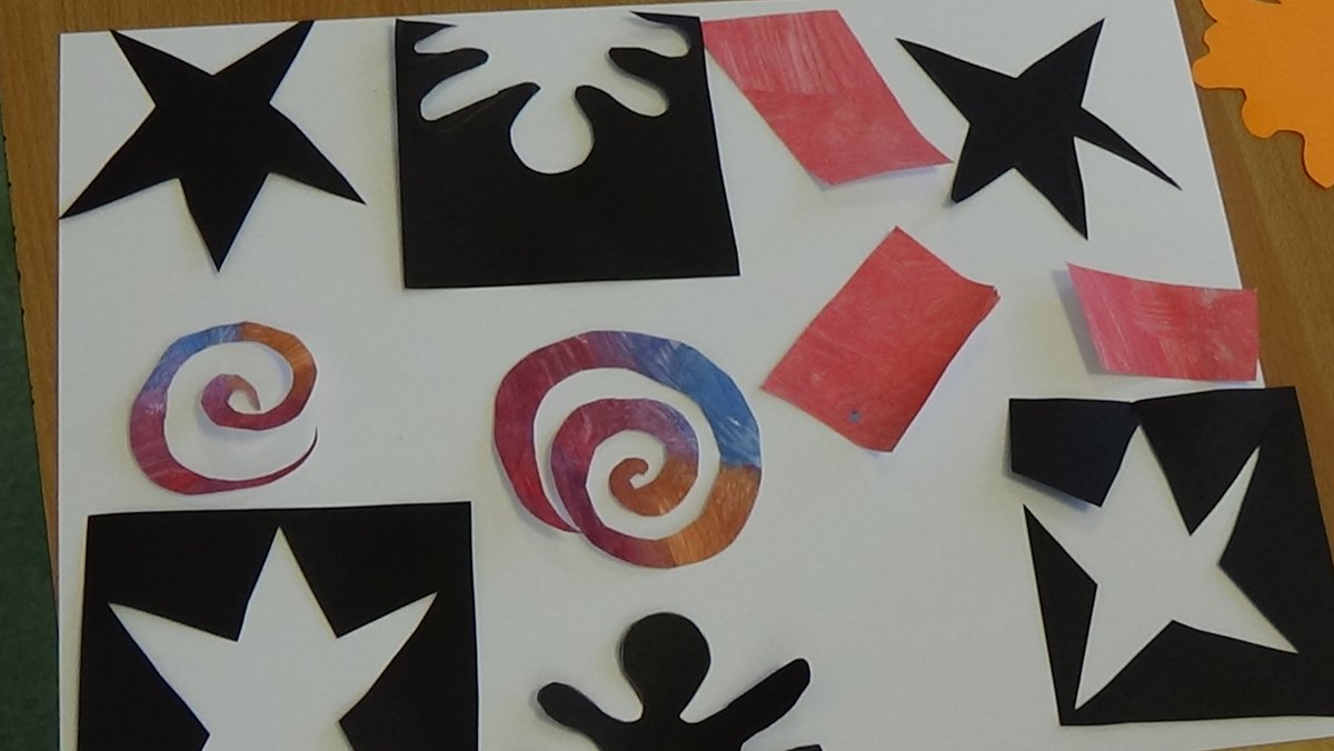 S.1 Art and Design students at Alloa Academy are fully engaged as they use 6X6 grids to randomly select a Matisse feature before arranging their own Matisse “masterpiece”. Great motivator. Students were absorbed by the lesson and thinking deeply for extended periods of time. #OTI