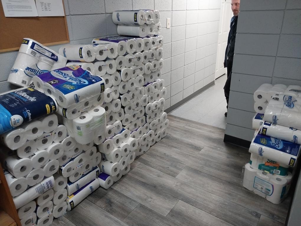 🧻 WOW, 671 rolls of toilet paper is a LOT! THANKS to Peace Lutheran Church for supplying a critically needed item for our Grand Island Crossroads Mission Avenue guests! crossroadsmission.com/critical-needs/ #CrossroadsMissionAvenue #Donations #ThankYou