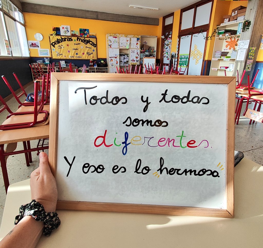 deboriclos's tweet photo. Lunes diferentes 👩🏻‍🏫. https://t.co/9VqoIYtUhH