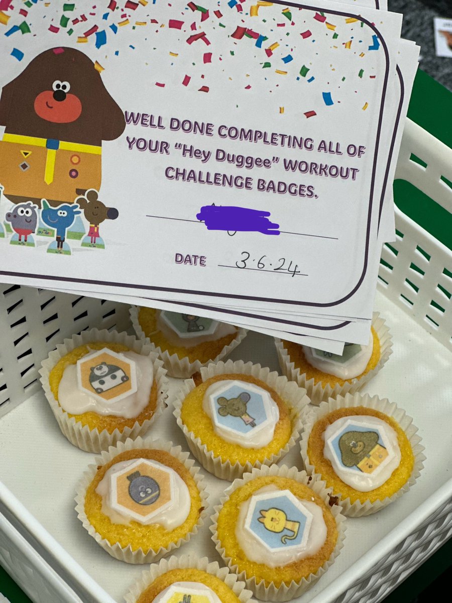 FS2 have been working hard in PE over the past months trying to achieve all of their <a href="/thebodycoach/">Joe Wicks</a>  “Hey Duggee” badges. They finally succeeded and were rewarded with an “Hey Duggee” cupcake. 🧁 <a href="/HoylandswainePS/">Hoylandswaine Primary School</a> <a href="/hcat_learning/">HCAT Teaching & Learning</a>