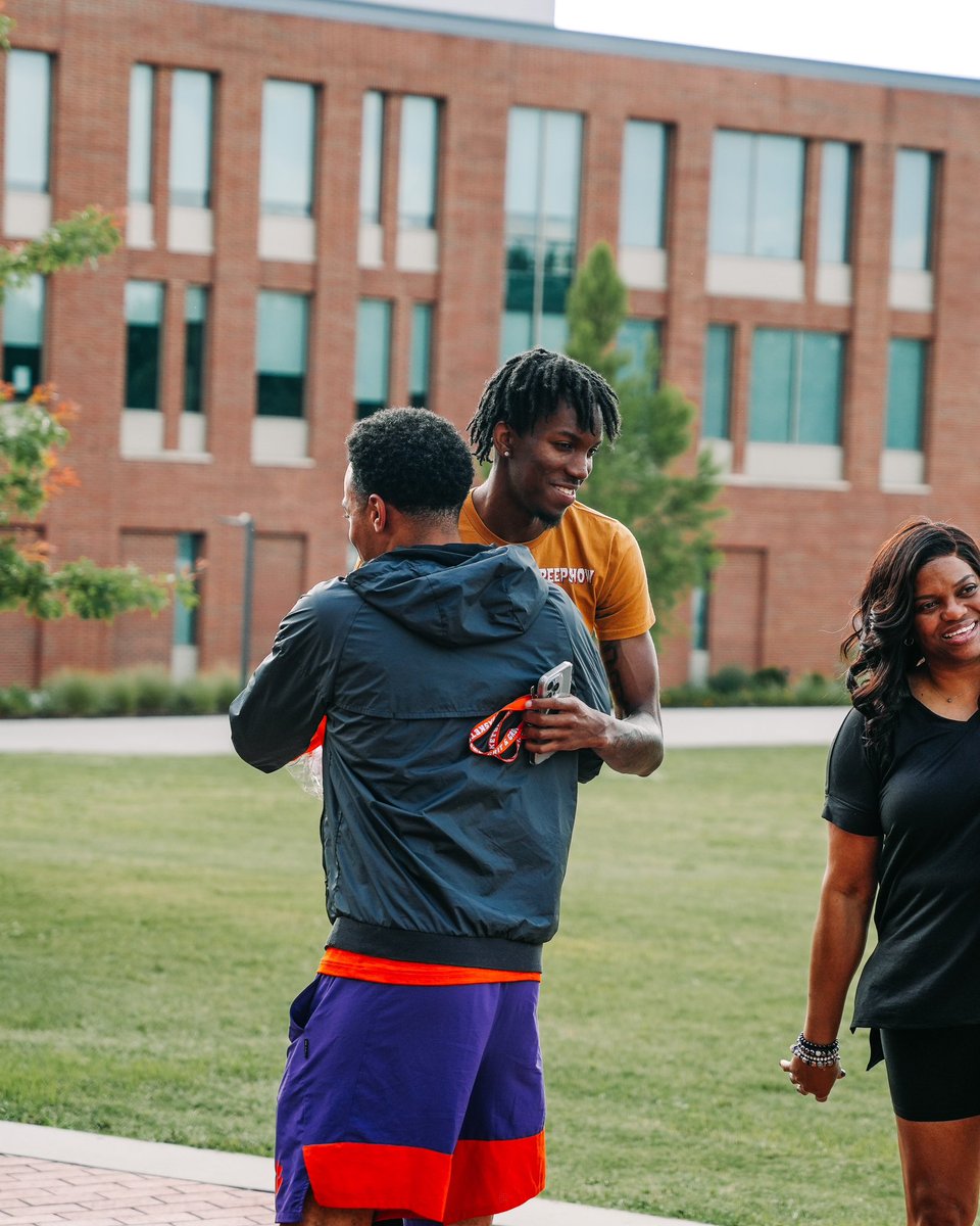 Dallas Thomas has arrived in Tigertown!! 🐅

<a href="/DallasThomas06/">Dallas “Slim” Thomas †</a>