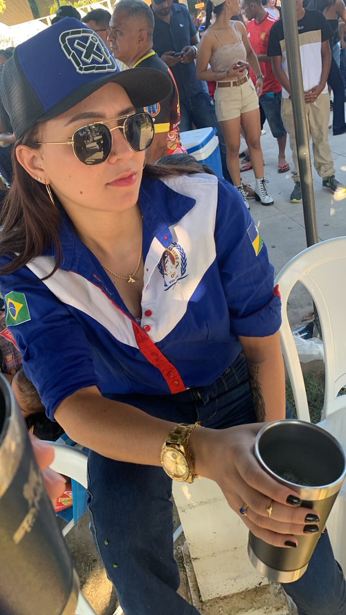 brynnamello's tweet photo. Tinha esquecido dessa rede 🥹 maaas apareci https://t.co/lbquBd4TA5