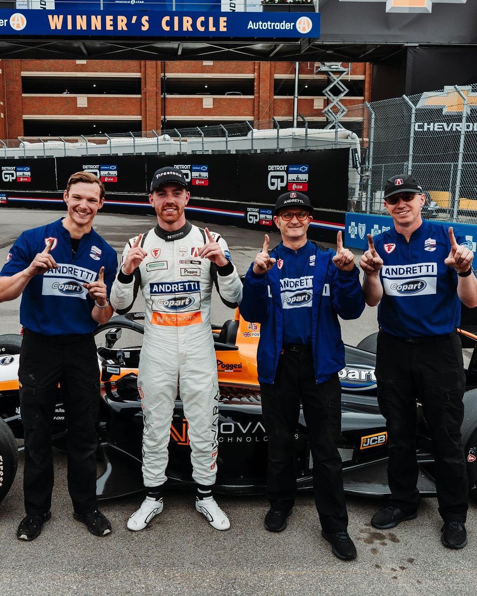 Champagne tastes sweeter on Sundays 🍾

Led every lap, led every session, track record, and fastest race lap. 

As always, this is unachievable without <a href="/AndrettiIndy/">Andretti INDYCAR & INDY NXT</a> massive thanks to them!