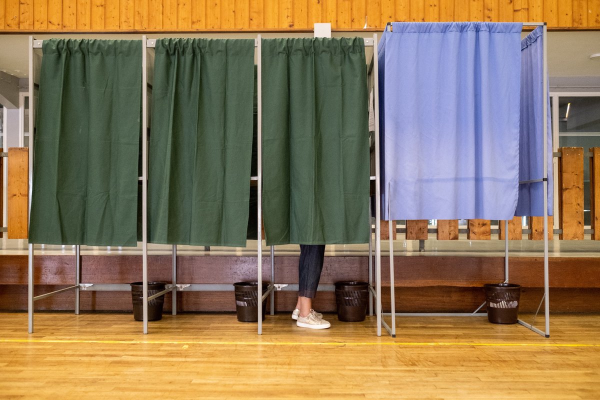 Les Matins de France Culture (@lesmatinsfcult) on Twitter photo Demain 🚩Élection européenne : de l'abstention à la dépolitisation
Avec Caëla Gillespie, professeure de philosophie, autrice de "Manufacture de l’homme apolitique" aux éditions Le Bord de l'eau et Christelle Craplet, directrice BVA opinion
cc <a href="/CCraplet/">Christelle Craplet</a> <a href="/BVA_Xsight/">BVA Xsight</a> Demain 🚩Élection européenne : de l'abstention à la dépolitisation
Avec Caëla Gillespie, professeure de philosophie, autrice de "Manufacture de l’homme apolitique" aux éditions Le Bord de l'eau et Christelle Craplet, directrice BVA opinion
cc <a href="/CCraplet/">Christelle Craplet</a> <a href="/BVA_Xsight/">BVA Xsight</a>