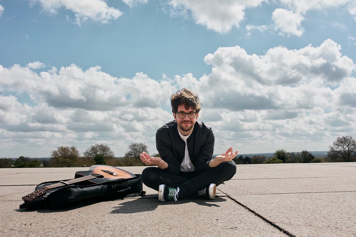 Namaste 🙏

📸@maximilian_mohamed 

#singersongwriter #photography #crystalpalace #bluesky