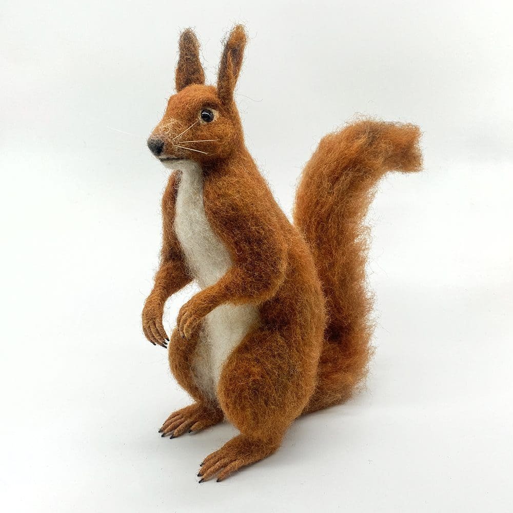 Felted Squirrel

How amazing is this needle felted squirrel from @artbyLoriW 

thebritishcrafthouse.co.uk/product/needle…
#CGArtisans #giftideas