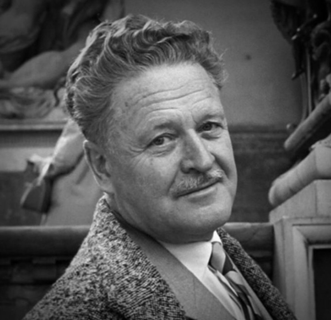 Büyük insanlığın büyük şairi, komünist şair Nâzım Hikmet’i aramızdan ayrılışının 61. yıldönümünde saygıyla anıyoruz.