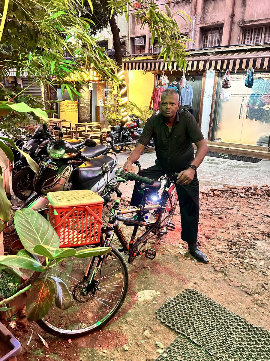 Quite some T-ride today, the World Bicycle Day. 
But then the city roads were as usual having the crowd of cars and other automobiles. Probably the adaption of bicycles as a means of transport remains a far reaching factor for Kolkata !