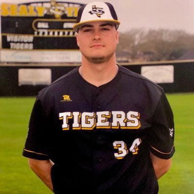 SealyTigersBsbl's tweet photo. Congratulations to the new Head Baseball Coach of the Sealy Tigers, Coach Will Cerny! @WillCerny 
The future is bright for Sealy Baseball!
🐯⚾️ #OnceATigerAlwaysATiger https://t.co/hO3l9IW1gs