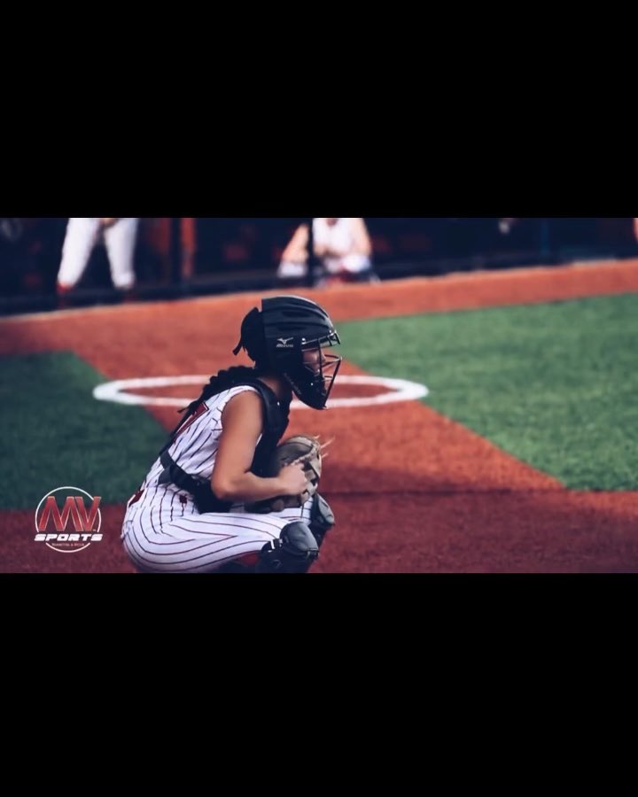 Leah_Figueroa27's tweet photo. State Champions 🏆 🥎 I am so incredibly happy for this team! We had a goal and we accomplished it. I finished my sophomore season with BA .472, 10 HR, 40 RBI, OPS 1.503. 1st Team All AAC, 1st NEO, 2nd Team All State 💪
@LadyCardsb @LegacyLegendsS1 @16uGold_Barrios @D1Softball https://t.co/MSoLrDt6tC