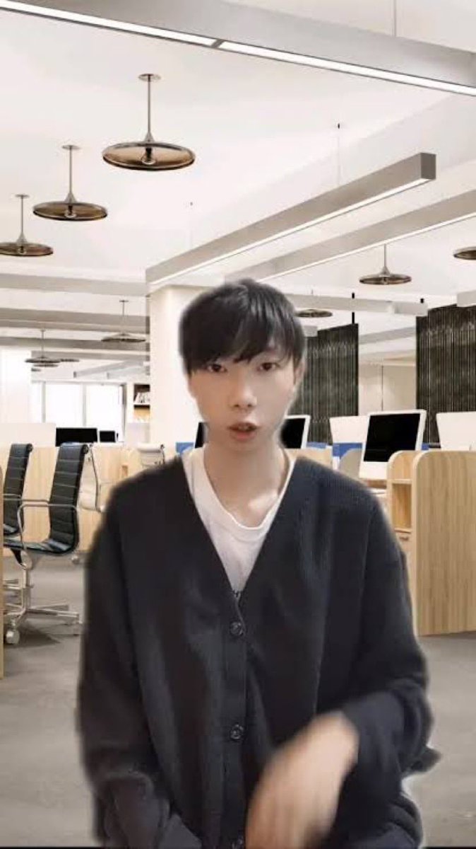 WZowik's tweet photo. 【終わった】

今からラッパーになること以外で川崎区で有名になる方法を教えるから

                        見      て     て https://t.co/qMcT39QePT