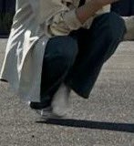 ต้องยกเท้าข้างนึงไม่ให้ถุงเท้าเปื้อน เอ็นดูจีซองมากช่วยด้วย555555555555555