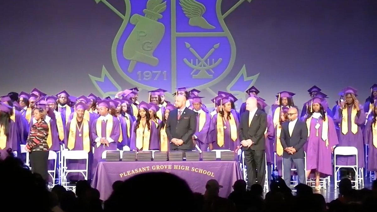 JEFCOED's tweet photo. Pleasant Grove High School graduates, you did it! 🎓👏 As you bid farewell to high school and step into the world beyond, know that you have the knowledge and skills to succeed. Congratulations, and may your future be filled with endless possibilities! #ClassOf2024 @pghs_spartans https://t.co/QDCXTMlBgF
